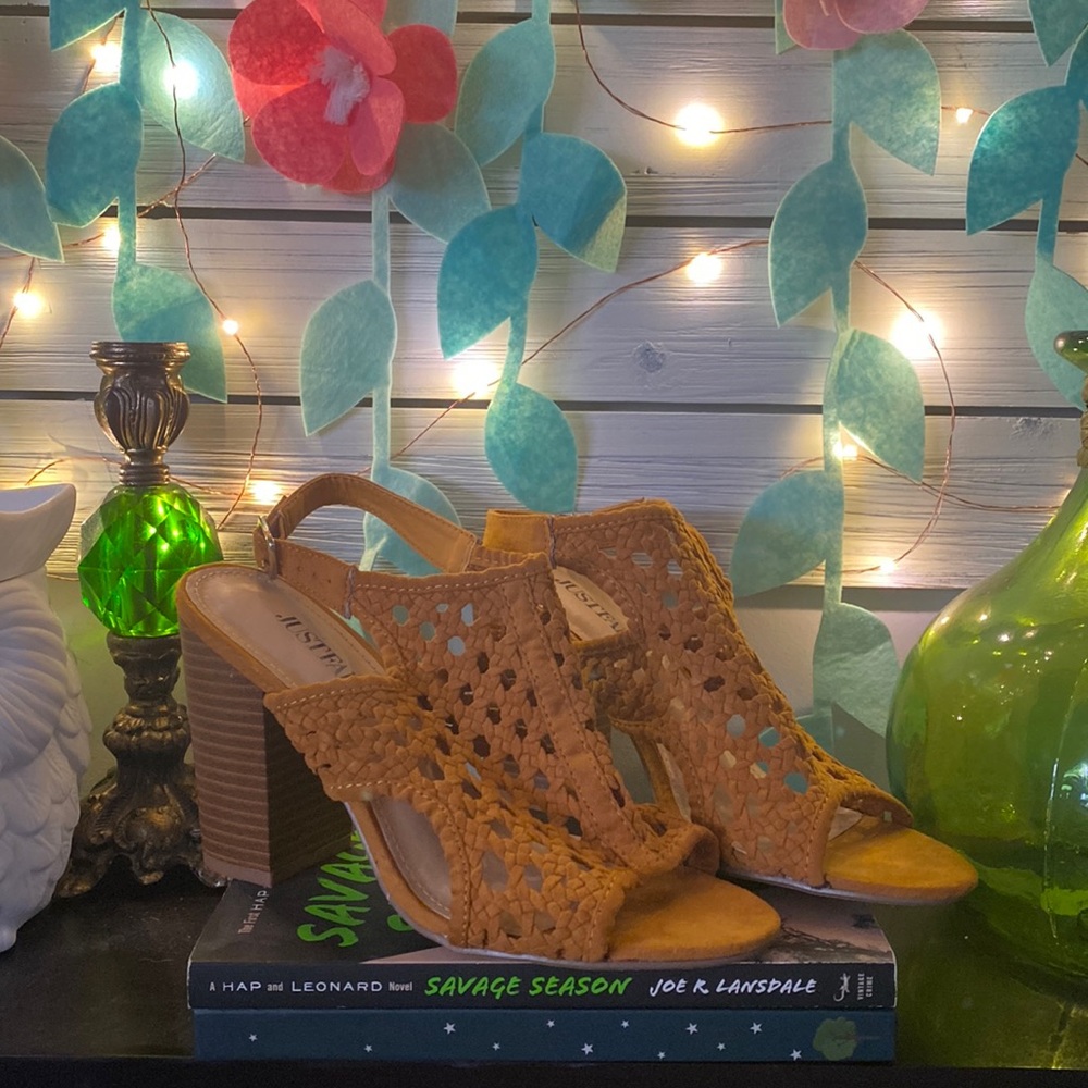 JustFab chunk heels